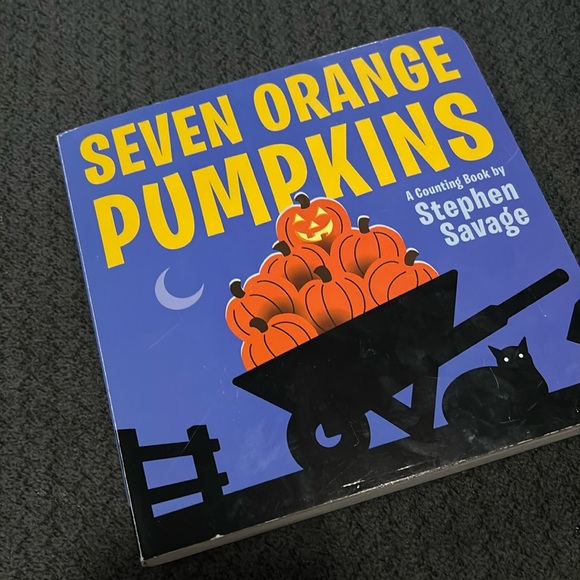 Other - 🧸 10/$10 BABY SALE - book